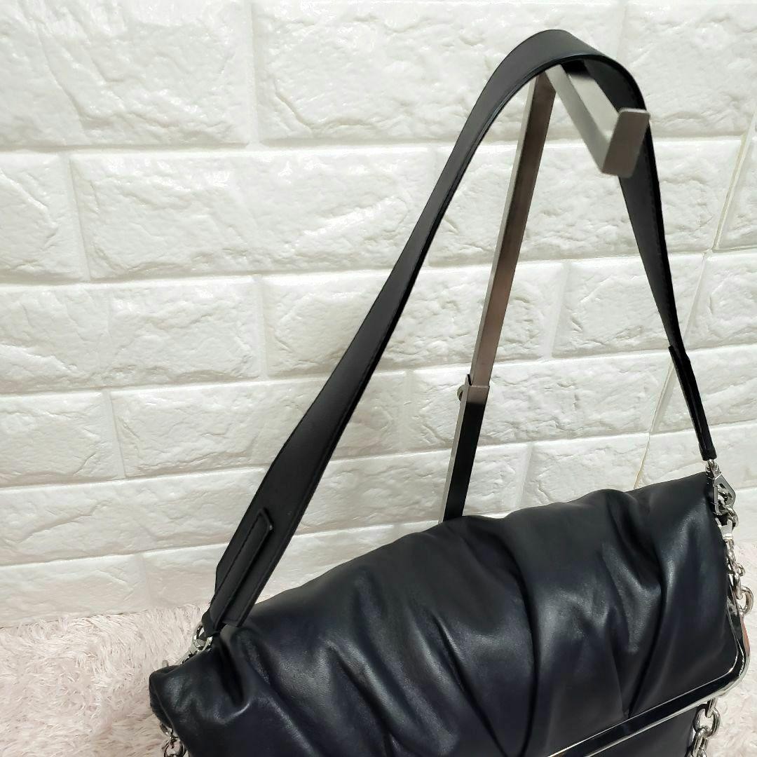 Weekend Max Mara Pasticcino 2Way Tote Bag Black Kiss Lock 38cm Shoulder Bag — image 4