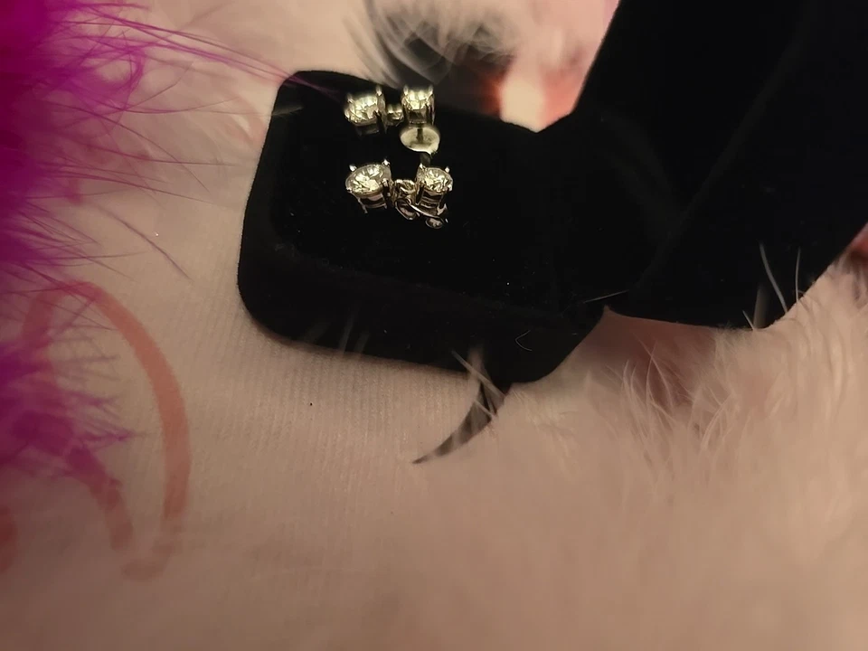 VVS1 White h-i Color Moissanite 925 Sterling Silver Engagement Earrings - Image 4 of 4