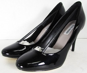 steve madden round toe pumps