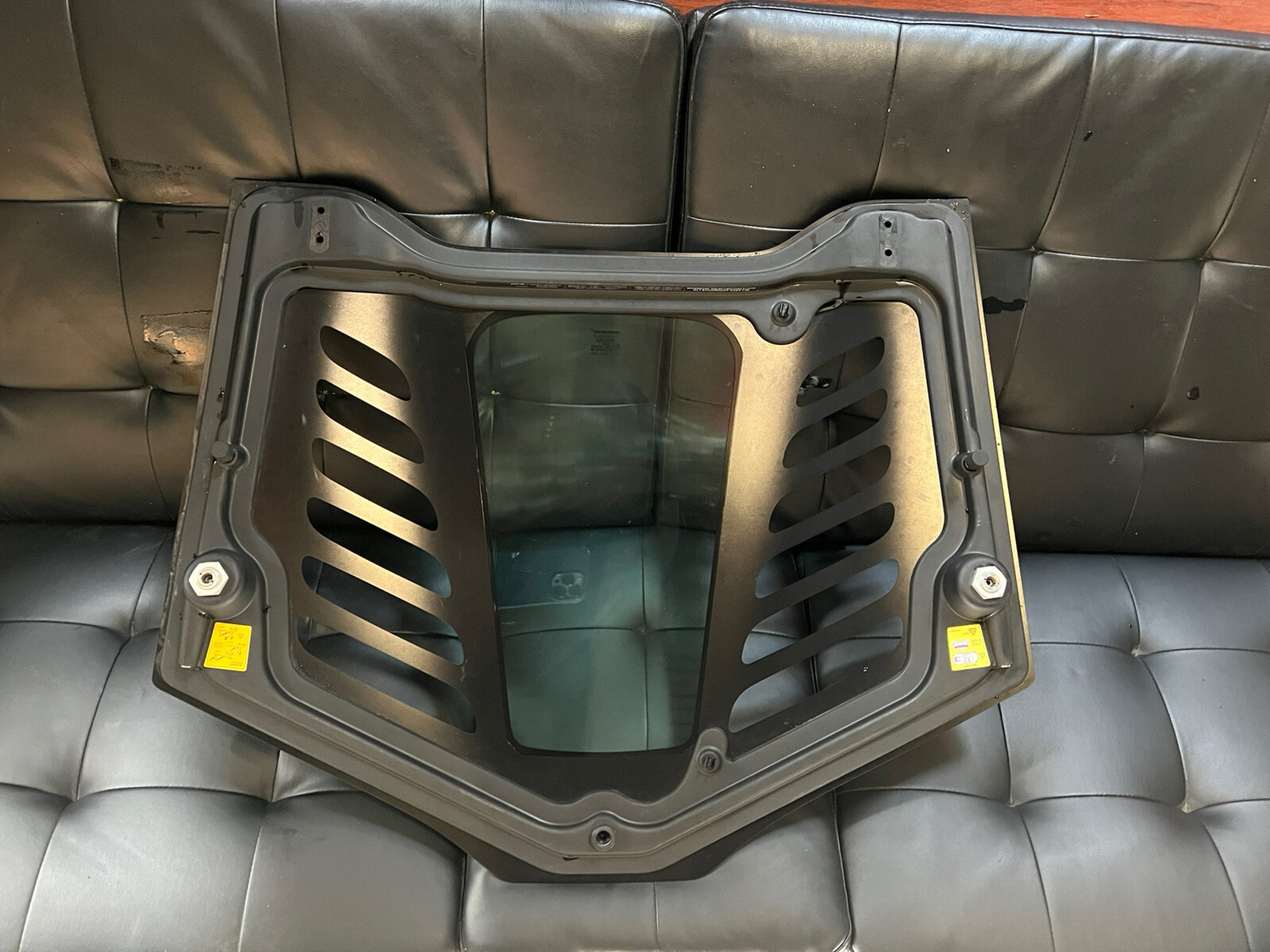 Mclaren 675LT Spider Rear Engine Lid glass bonnet OEM 11P0474LP