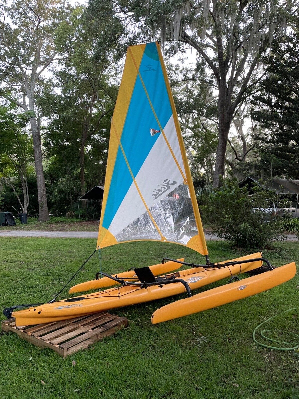 Hobie Mirage Adventure Island, single sail kayak, yellow, Mi