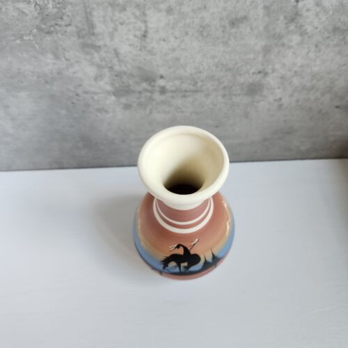 Vaso artigianale in ceramica indiana incisa Navajo, firmato dall'artista - Foto 11 di 12