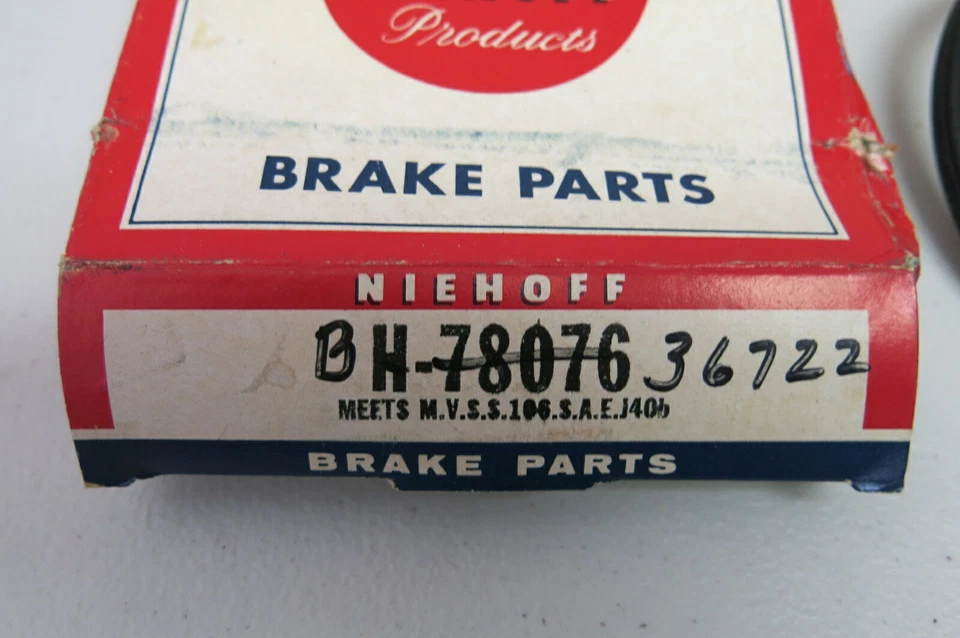 Manguera de freno hidráulica Niehoff BH78076 para Ford Pinto 1972-1973 (36722) Foto 2 de 2