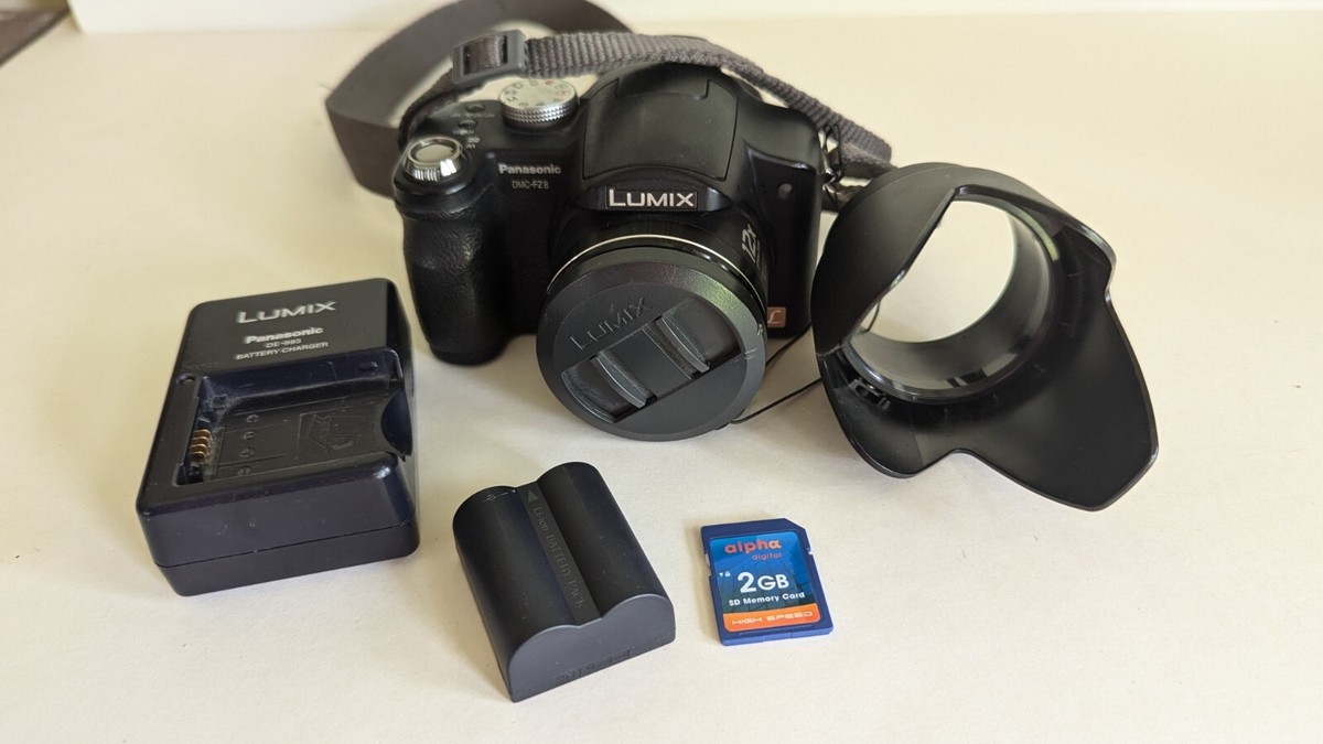 Panasonic Lumix DMC-FZ8 7.2 MP Digital Camera,12x optical image/sd