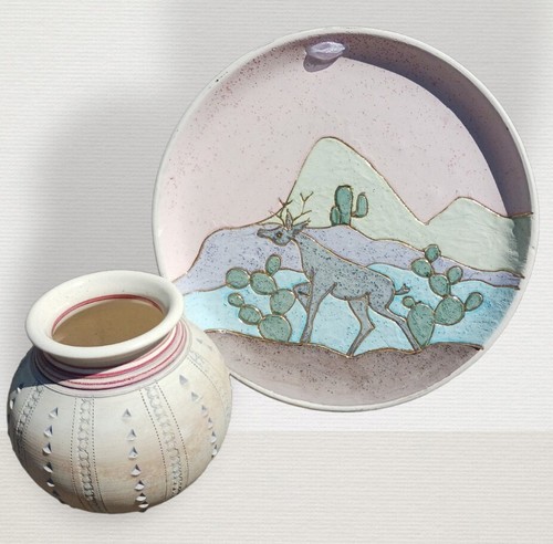 Pastel Textured Etched Pottery Vase & Hand Painted Deer Wall Hanging Decor VTG - Picture 14 of 14