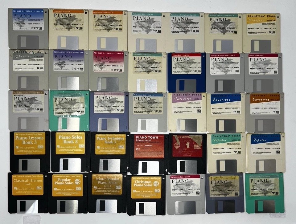Lote de 110 disquetes vintage para piano e MIDI – Hal Leonard, Piano Town, Kjos - Imagem 2 de 4