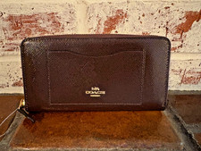 NWT Coach F31959 Oxblood / Brown Patent Leather Zip Around Accordion Wallet