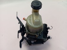 Pompe direction assistée Renault EXPRESS