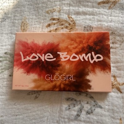 GLOGIRL Love Bomb Eyeshadow Palette Narcissist Liar Clown Toxic Gaslighting
