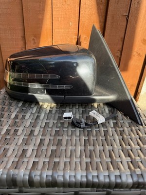 Mercedes W204 C Class driver side right power folded auto-dimm wing mirror #544