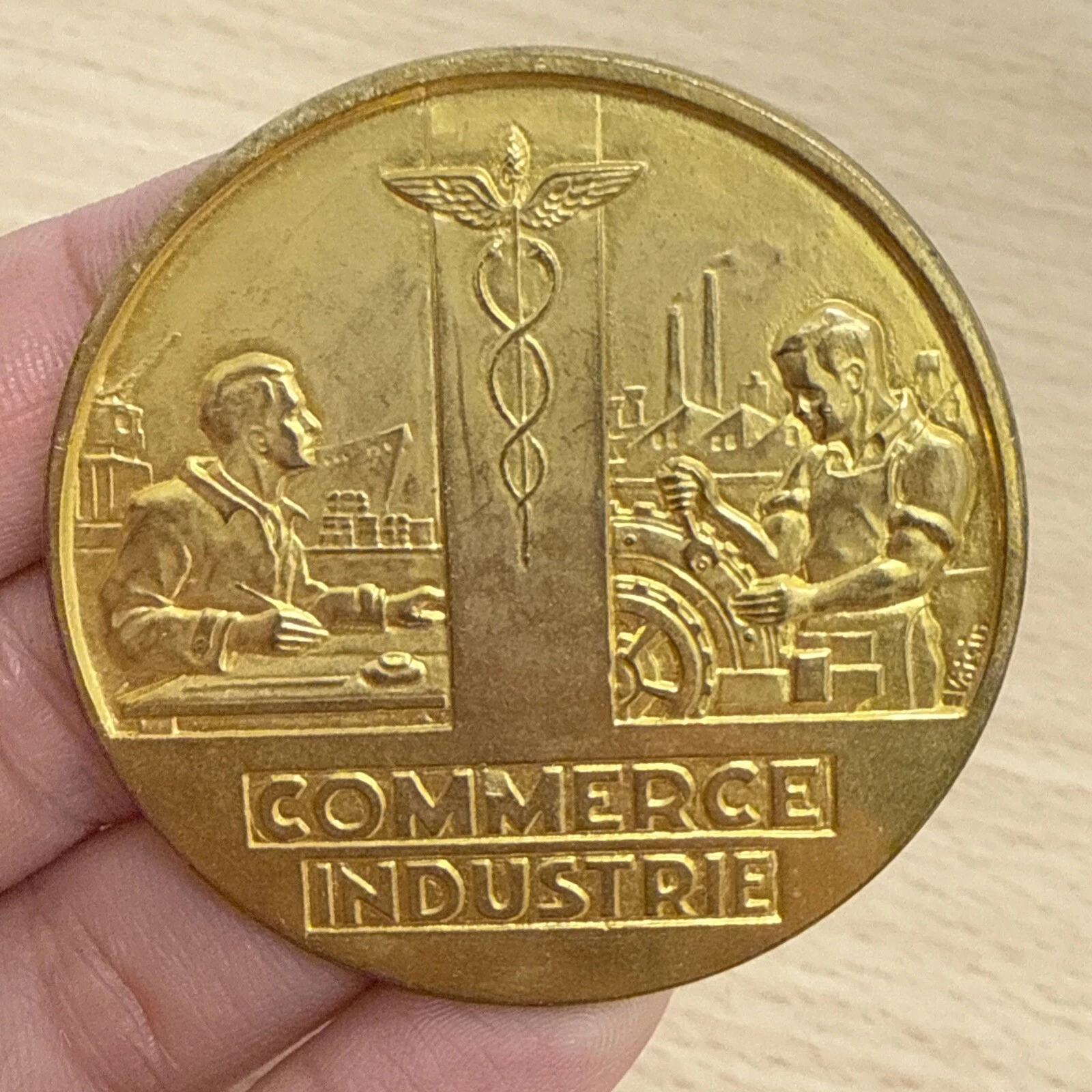 Médaille Commerce Industrie Fédération International Internationale Du Commerce