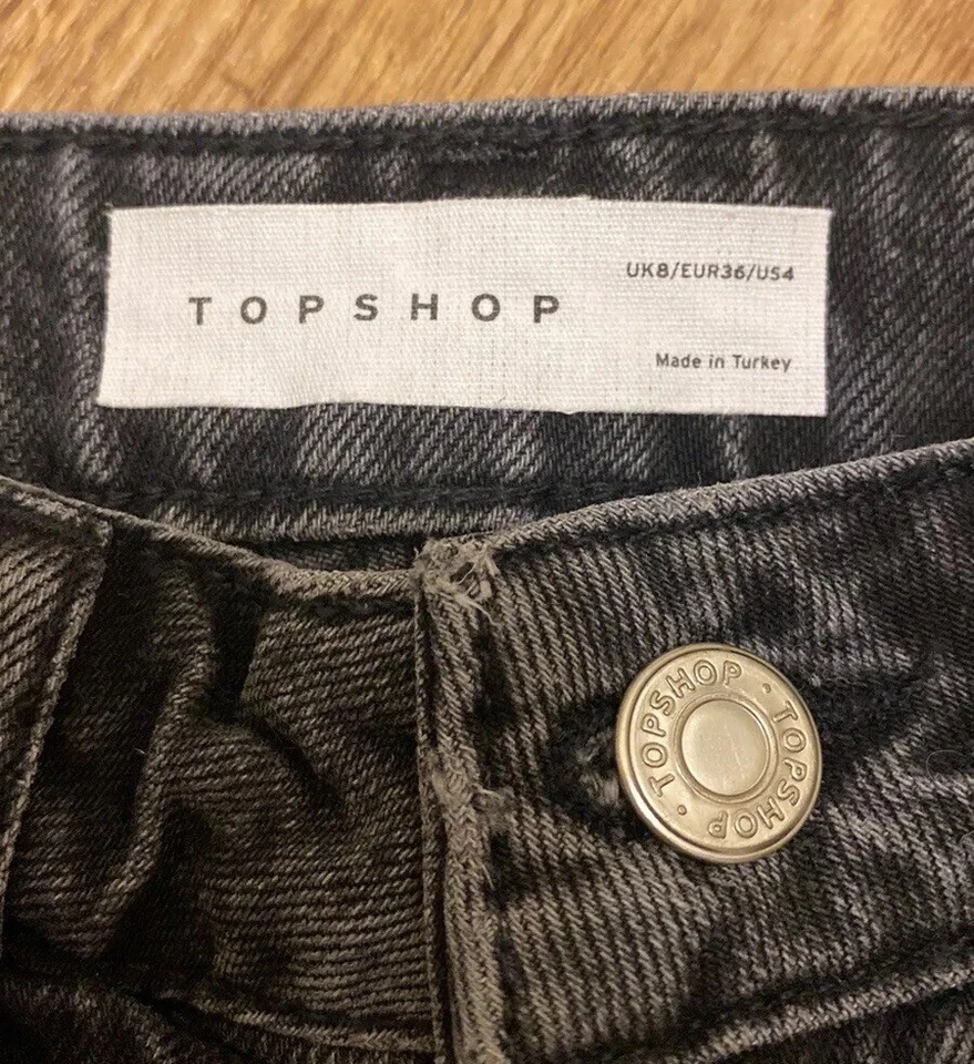 Pantalones Cortos de Denim Topshop Talla 4 Negros Envejecidos Cintura Alta Corte Festival Jean Foto 2 de 4