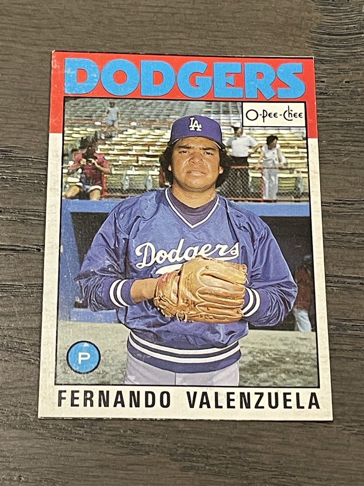1986 O-Pee-Chee Box Bottom Fernando Valenzuela Los Angeles Dodgers Hand Cut