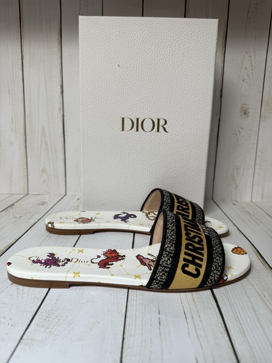 Christian Dior Canvas Embroidered Zodiac Slide Sandals White Christian Dior Canvas Embroidered Zodiac Slide Sandals White