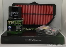 Service Kit für Suzuki GSR750 (2011 Zu 2016) Filter Und 4 X NGK Zündkerzen