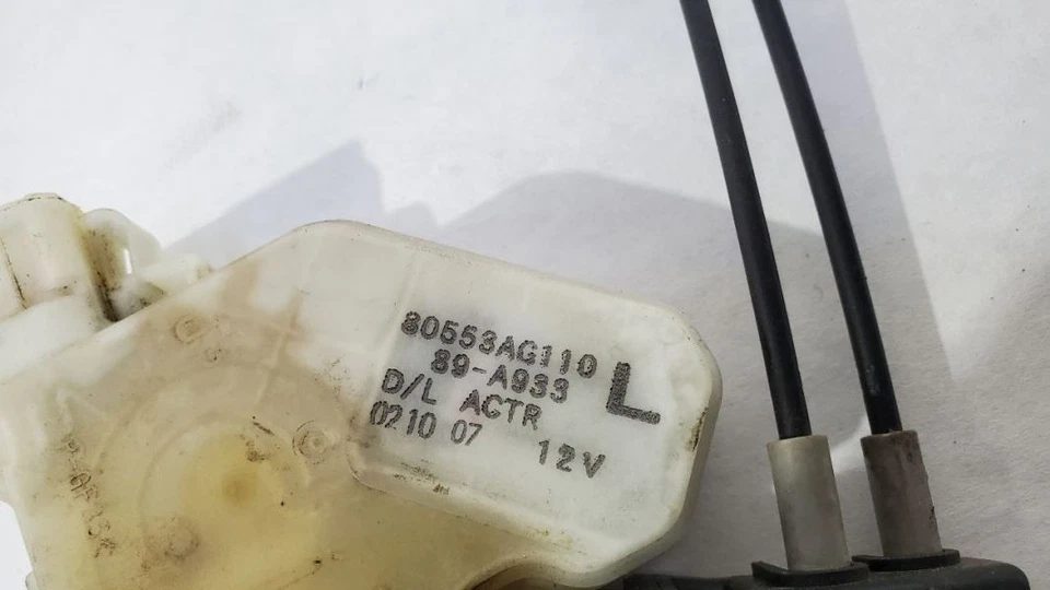 Atuador de trava de porta traseira esquerda fabricante de equipamento original 2003 Infiniti Q45 - Imagem 4 de 4