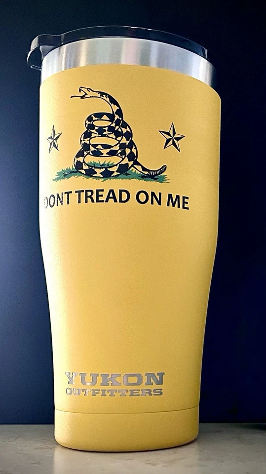 НЕ НАСТУПАЙТЕ НА МЕНЯ Yukon Outfitters чашка из нержавеющей стали 20 унций ИЗЯЩНЫЙ! (Нижняя вмятина) - Изображение 3 из 4