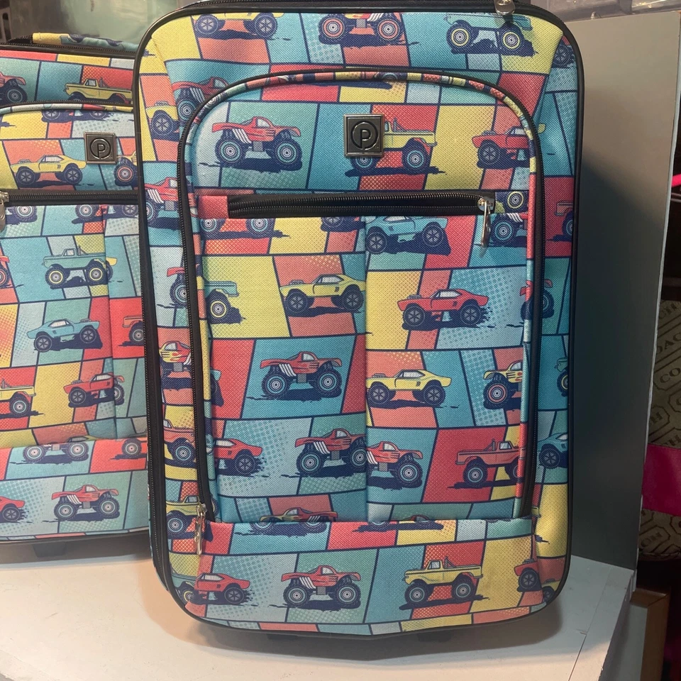 DOS estuches de mano Protege 18" para niños piloto Monster Trucks y coches lado blando a juego Foto 3 de 4