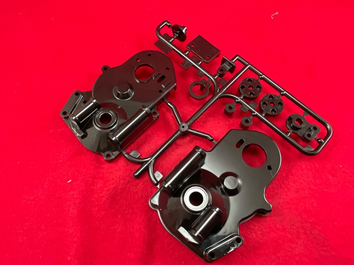 TAMIYA NOVAFOX PART D GEARBOX TRANSMISSION CASE gear box case