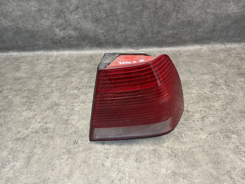 VW Bora Limo Rücklicht Rückleuchte Rechts #BK78-3