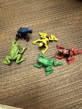 Set Of 5 Safari Frog Toy Figurines