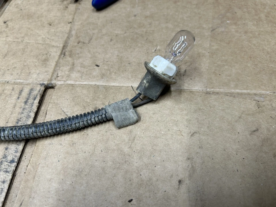 87-91 Ford F-150 - Luces de matrícula ARNÉS DE CABLEADO - probado OEM F-250 F-350 Foto 4 de 4