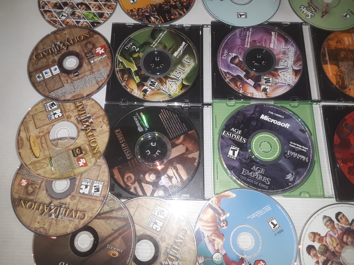 LOT OF 38 PC CD-ROM vintage video games,DISCS ONLY NO KEYS