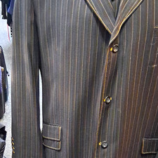 Men's Black Pinstripe Double-Breasted Peak Lapel 2-Piece Suit Set Size 40