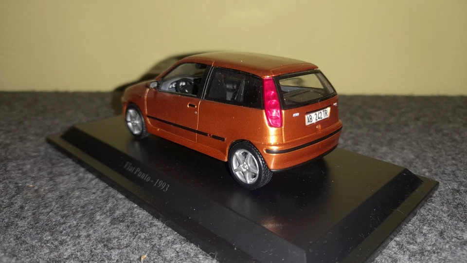 Modellino 1/43 Fiat Punto Gt - Sporting 1993 Norev (No 1/18) Orange Met. - Immagine 2 di 4