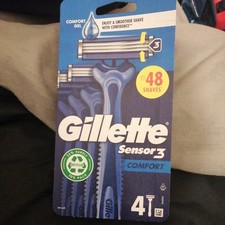 Gillette Sensor 3 Comfort Gel Disposable Shaving Razor - Pack of 4 Razors - New