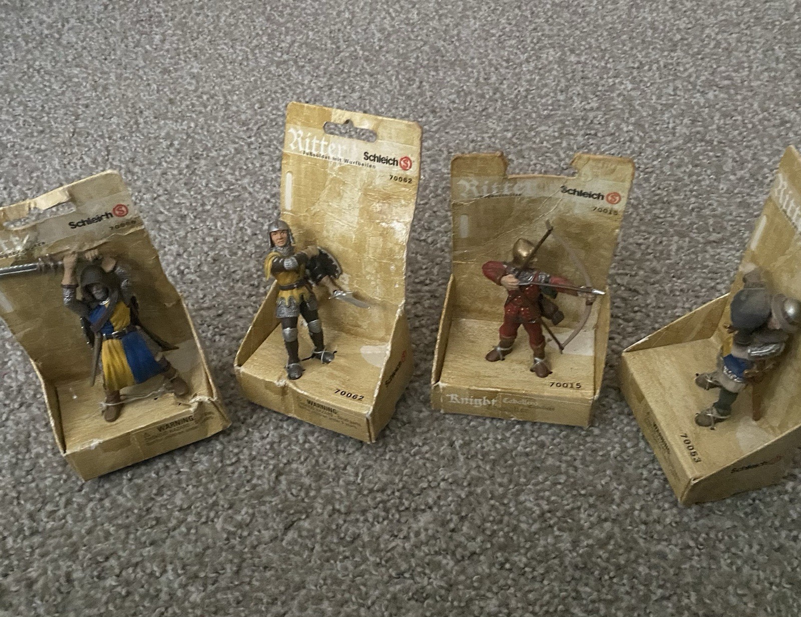 Schleich &ldquo;World Of Knights&rdquo;With Weapons.Lot Of 4. New In