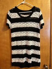 Mossimo Black & White Knitted Short Sleeve Tunic Shirt Dress Size Unknown
