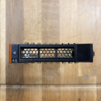 IBM 2,5  HDD Caddy Tray 44T2216 Hot-Swap Rahmen SAS/SATA   System x3850 X5 u.a.