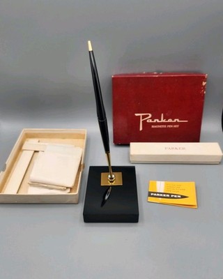 Vintage Parker Fountain Magnetic Pen Desk Set with Black Onyx Heavy Base