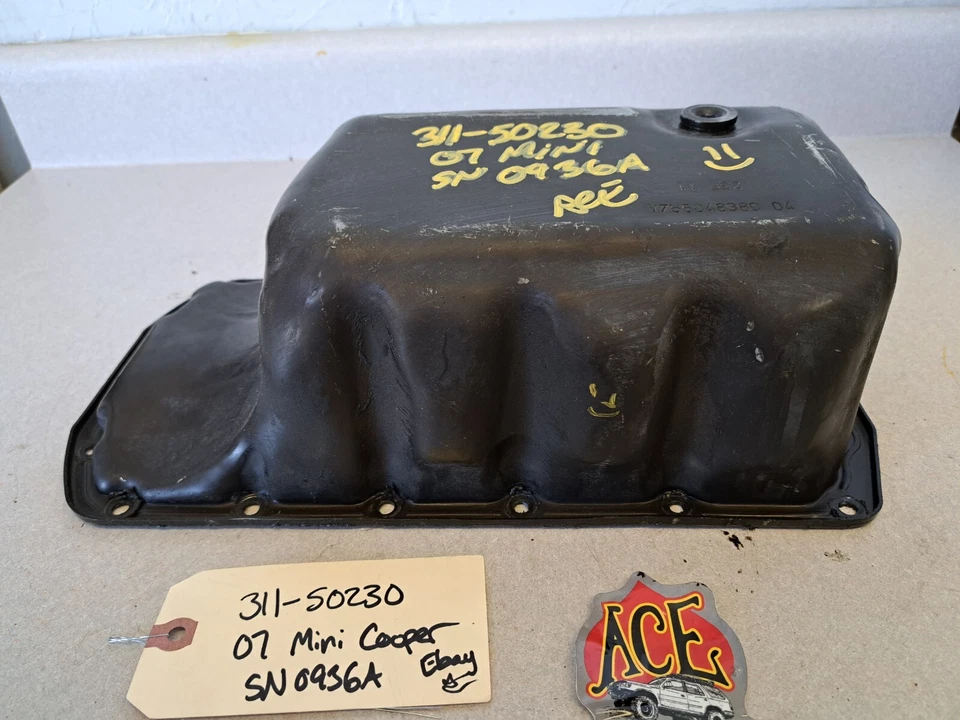 07-15 Mini Cooper 11-16 Countryman 13-16 Paceman 08-14 Clubman 1.6L Oil Pan - Image 2 of 4