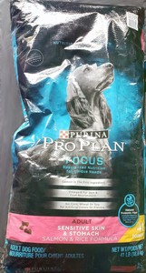 purina sensitive dog food salmon