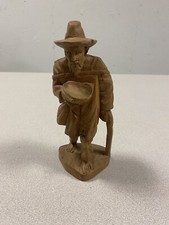 VINTAGE SOUTH AMERICAN HAND CARVED WOODEN FOLK ART STATUE MAN TRAVELER
