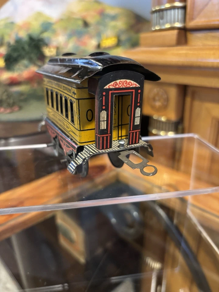 ~Rare Yellow~Ives Prewar Trains LTD Vestibule Express No.51 Hiawatha Original! - Image 3 of 4