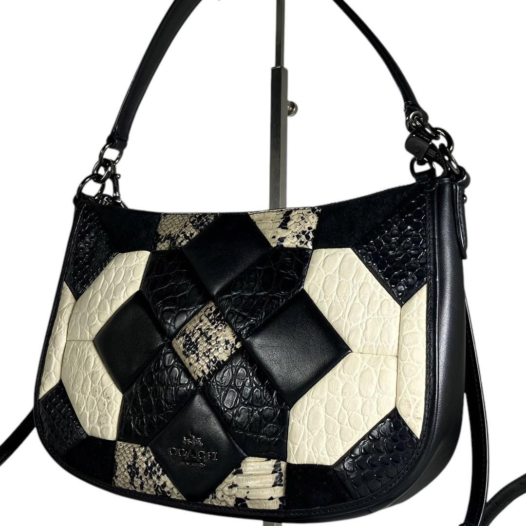 Coach Authentic Black Leather 2-Way Shoulder Bag Handbag 38296 Pre-Owned