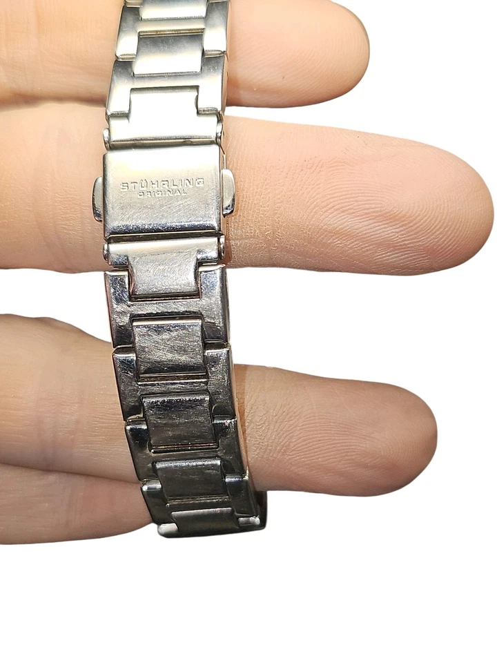 Reloj pulsera y caja Stuhrling Symphony 683 para mujer 32 mm de acero plateado 683,01 Foto 4 de 4