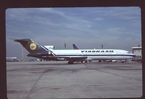 Orig 35mm airline slide ViaBrasil 727-2B6 PT-MLM