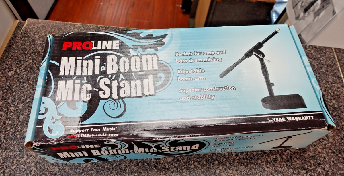 Ultimate Support MC-40B Pro Short Mic Stand Pair - Bundle