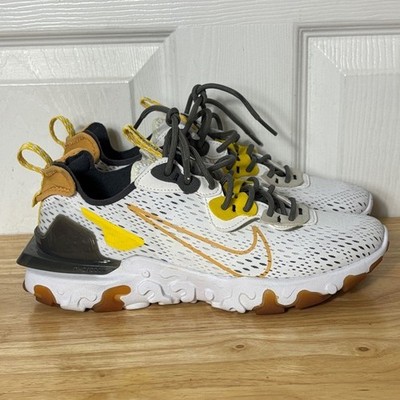 NIKE React Vision Honeycomb Sneakers CD4373-100 Men s Size 7 Women s 8.5