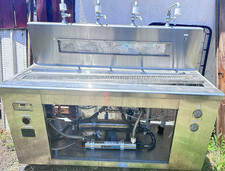 Commercial water dispenser with 4 faucets