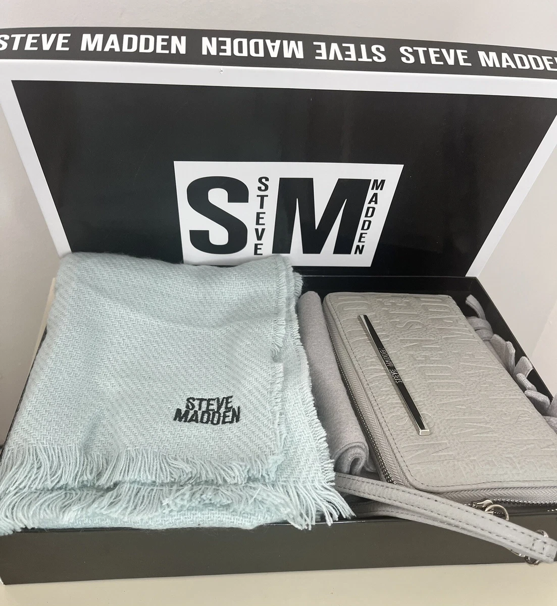 Steve Madden Wallet and Scarf Set | eBay