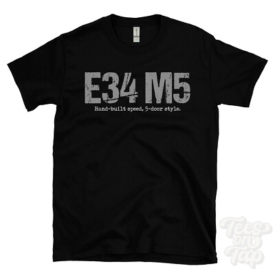 E34 M5: Handgefertigtes Speed, 5-Türer Style T-Shirt Autofahrer Geschenk