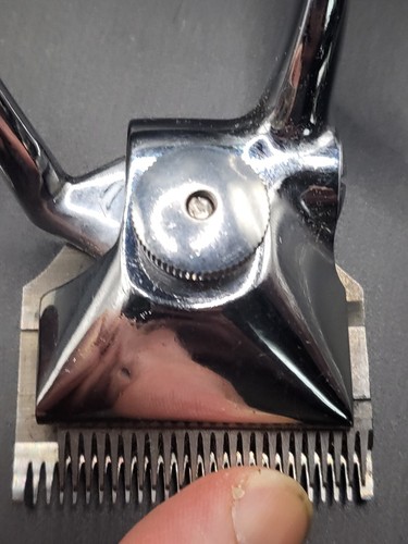 B. C 1 German Vintage Hair Clippers - Picture 6 of 8