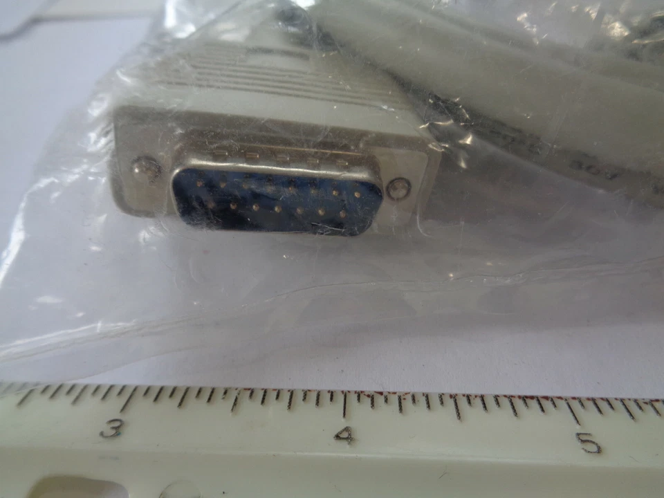 Copartner 5-wire BNC to DB-15 Data Cable E119932 - Image 3 of 4