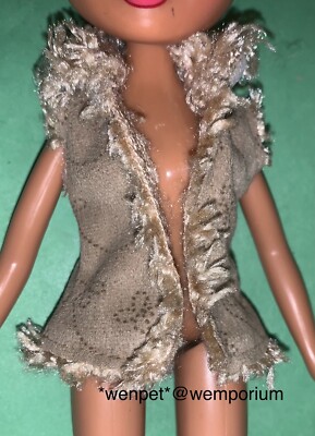 Bratz Yasmin Style It! Weste Jacke Beige Wildleder Puppenkleidung