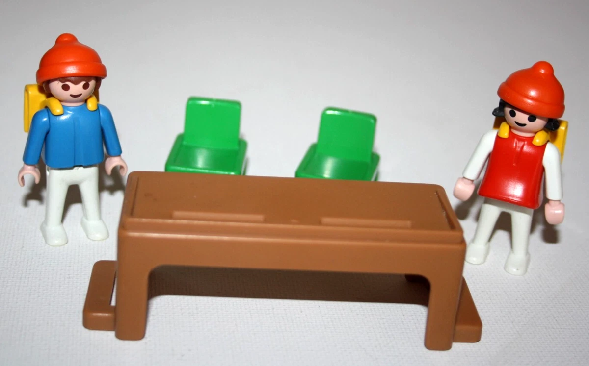 PLAYMOBIL 9322 - Action - Valisette Pilote de Karting - Nouveaute 2019 TU pas cher